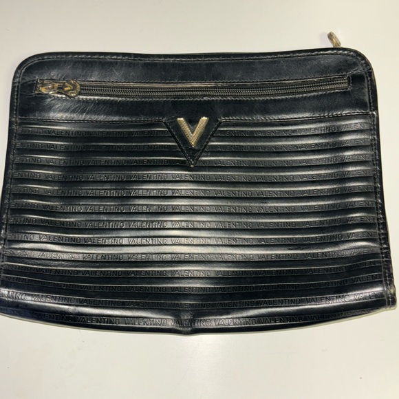 MARIO VALENTINO VINTAGE HAND BAG
